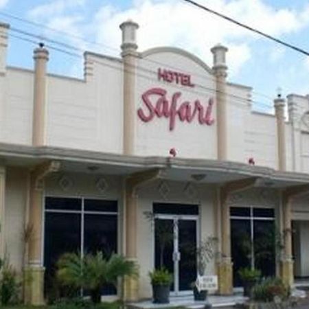 Hotel Safari Jembel Esterno foto